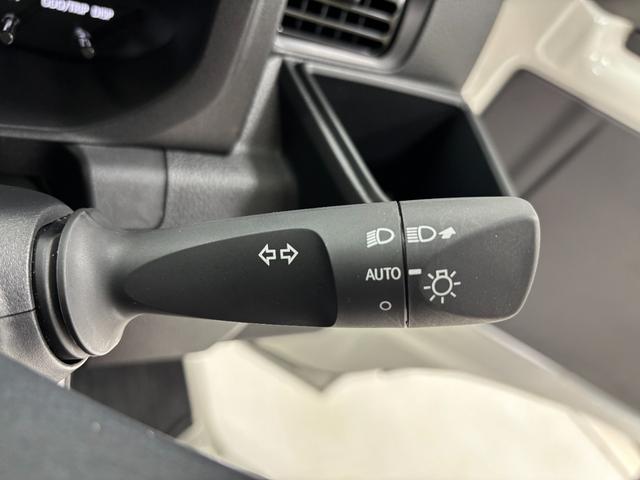 ハイゼットトラックスタンダード　農用スペシャルＡＭ，ＦＭチューナー　マニュアルエアコン　電子制御式４ＷＤ　スーパーデフロック　ＬＥＤ大型荷台作業灯　リヤ４枚リーフスプリング　ハロゲンヘッドランプ　オートライト機能　ショッピングフック　スマアシ（長野県）の中古車