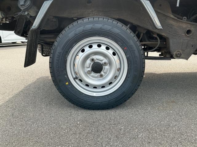 ハイゼットトラックスタンダードＳＡIIIｔ４ＷＤ　ＭＴ　ラジオ　ＬＥＤヘッドライト　エアコン　パワステ　スマートアシスト（長野県）の中古車