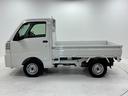 ＡＭ，ＦＭチューナー　マニュアルエアコン　電子制御式４ＷＤ　スーパーデフロック　ＬＥＤ大型荷台作業灯　リヤ４枚リーフスプリング　ハロゲンヘッドランプ　オートライト機能　ショッピングフック　スマアシ（長野県）の中古車