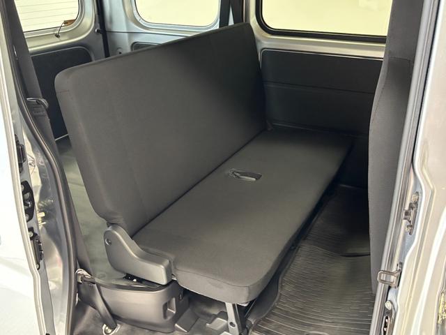 ハイゼットカーゴＤＸＡＭ・ＦＭラジオ　マニュアルエアコン　　　ＣＶＴ　オートライト（長野県）の中古車
