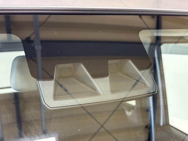 ハイゼットカーゴＤＸＡＭ・ＦＭラジオ　マニュアルエアコン　　　ＣＶＴ　オートライト（長野県）の中古車