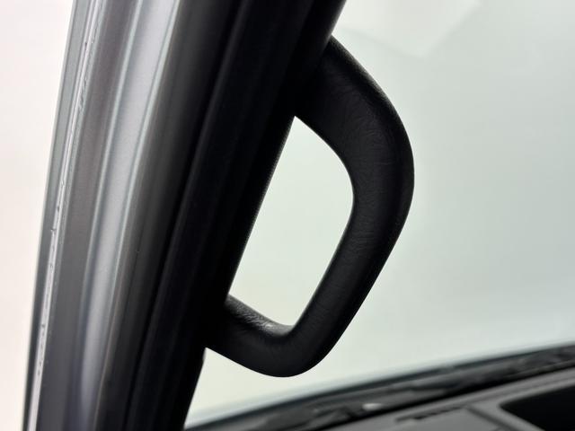 ハイゼットカーゴＤＸＡＭ・ＦＭラジオ　マニュアルエアコン　　　ＣＶＴ　オートライト（長野県）の中古車