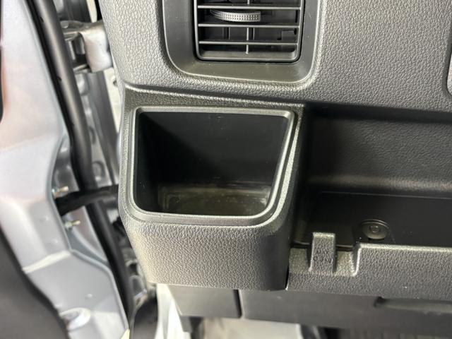 ハイゼットカーゴＤＸＡＭ・ＦＭラジオ　マニュアルエアコン　　　ＣＶＴ　オートライト（長野県）の中古車
