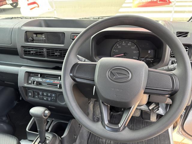 ハイゼットトラックスタンダード　農用スペシャルＡＭ／ＦＭチューナー　マニュアルエアコン　パワーステアリング　リヤ４枚リーフスプリング　電子制御式４ＷＤ　スーパーデフロック　スペアタイヤ　ＬＥＤ大型荷台作業灯　スマアシ（長野県）の中古車