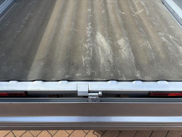 ハイゼットトラックスタンダード　農用スペシャルＡＭ／ＦＭチューナー　マニュアルエアコン　パワーステアリング　リヤ４枚リーフスプリング　電子制御式４ＷＤ　スーパーデフロック　スペアタイヤ　ＬＥＤ大型荷台作業灯　スマアシ（長野県）の中古車