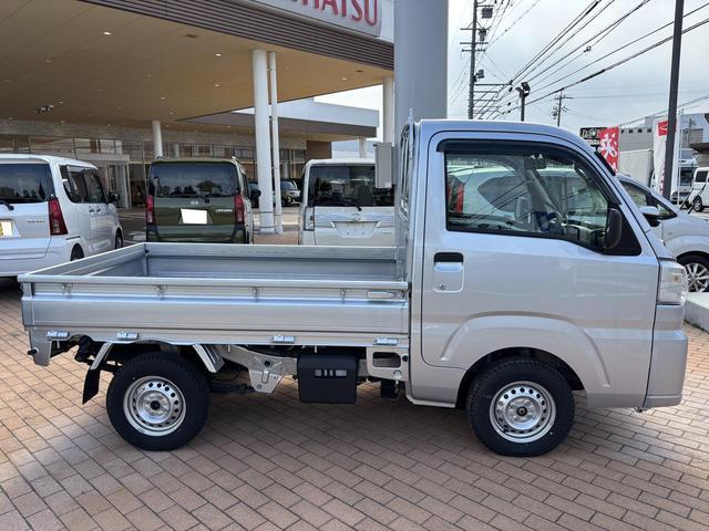 ハイゼットトラックスタンダード　農用スペシャルＡＭ／ＦＭチューナー　マニュアルエアコン　パワーステアリング　リヤ４枚リーフスプリング　電子制御式４ＷＤ　スーパーデフロック　スペアタイヤ　ＬＥＤ大型荷台作業灯　スマアシ（長野県）の中古車