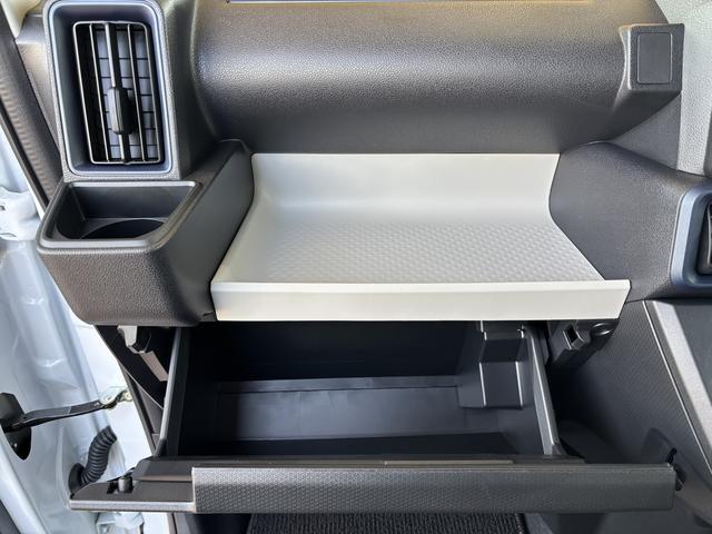 タントX4WD 左側電動スライドドア クリアランスソナー アイドリングストップ プッシュスタート 横滑り防止 オートライト CDオーディオ オートブレーキホールド機能 電動パーキングブレーキ シートヒーター(長野県)の中古車