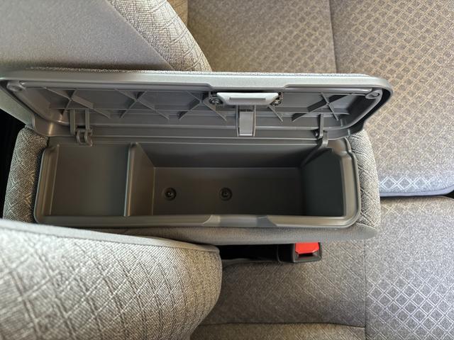 タントX4WD 左側電動スライドドア クリアランスソナー アイドリングストップ プッシュスタート 横滑り防止 オートライト CDオーディオ オートブレーキホールド機能 電動パーキングブレーキ シートヒーター(長野県)の中古車