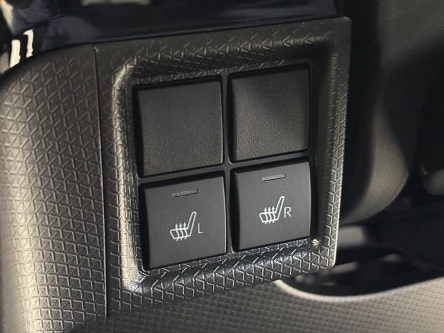 タントカスタムＸ４ＷＤ　オーディオレス　両側電動スライドドア　レーンアシスト　クリアランスソナー　ＬＥＤ／オートライト　オートマチックハイビーム　シートヒーター　プッシュスタート　アイドリングストップ（長野県）の中古車