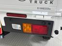 ＭＴ５　ＡＭ，ＦＭチューナー　マニュアルエアコン　パートタイム４ＷＤ　アクセサリーソケット　ショッピングフック　ハロゲンヘッドランプ　オートライト機能　スマアシ（長野県）の中古車