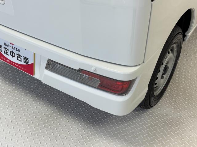 ハイゼットカーゴデラックスＳＡIIIＡＭ・ＦＭラジオ　オートライト　マニュアルエアコン　ＬＥＤヘッドランプ（長野県）の中古車