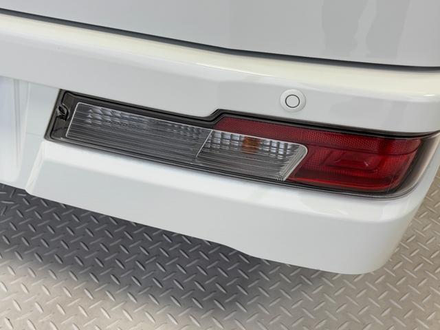 ハイゼットカーゴデラックスＳＡIIIＡＭ・ＦＭラジオ　オートライト　マニュアルエアコン　ＬＥＤヘッドランプ（長野県）の中古車