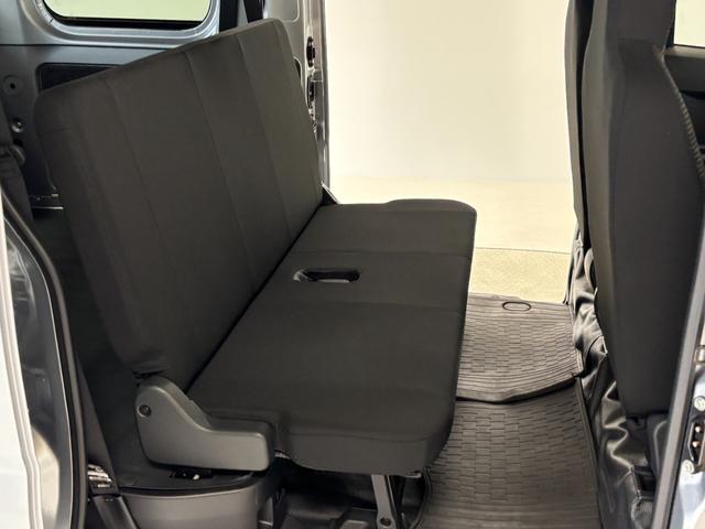 ハイゼットカーゴＤＸＡＭ・ＦＭラジオ　マニュアルエアコン　　　ＣＶＴ　オートライト（長野県）の中古車