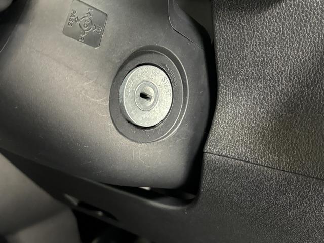 ハイゼットカーゴＤＸＡＭ・ＦＭラジオ　マニュアルエアコン　　　ＣＶＴ　オートライト（長野県）の中古車