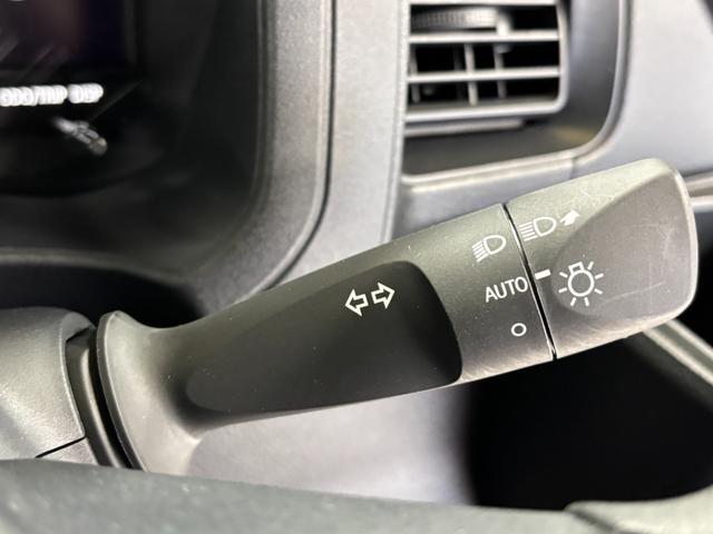 ハイゼットカーゴＤＸＡＭ・ＦＭラジオ　マニュアルエアコン　　　ＣＶＴ　オートライト（長野県）の中古車