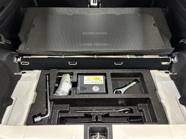 ミライースＬ　ＳＡIIIオーディオレス　マニュアルエアコン　パワーウィンドゥスイッチ　キーレスエントリー　パンク応急修理キット　スマートアシスト　インパネセンタートレイ　　オートライト機能　１３インチフルホイールキャップ（長野県）の中古車