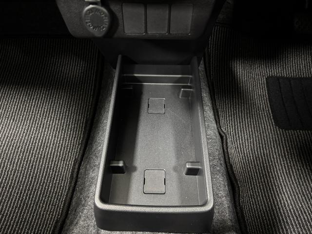 ミライースＬ　ＳＡIIIオーディオレス　マニュアルエアコン　パワーウィンドゥスイッチ　キーレスエントリー　パンク応急修理キット　スマートアシスト　インパネセンタートレイ　　オートライト機能　１３インチフルホイールキャップ（長野県）の中古車