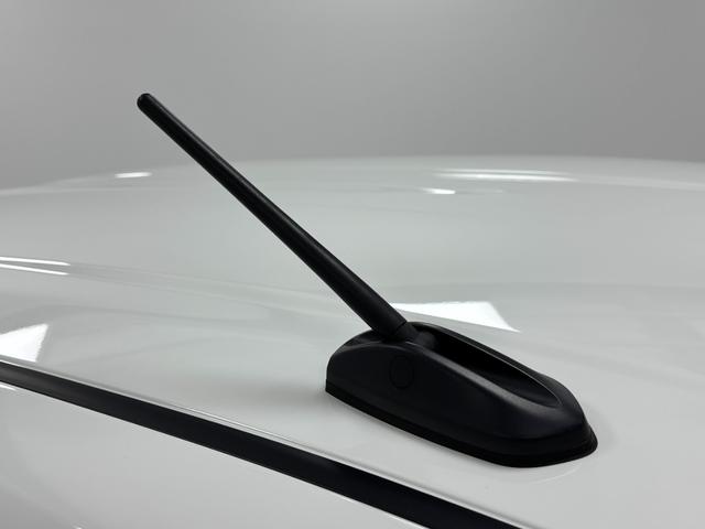 ミライースＬ　ＳＡIIIオーディオレス　マニュアルエアコン　パワーウィンドゥスイッチ　キーレスエントリー　パンク応急修理キット　スマートアシスト　インパネセンタートレイ　　オートライト機能　１３インチフルホイールキャップ（長野県）の中古車