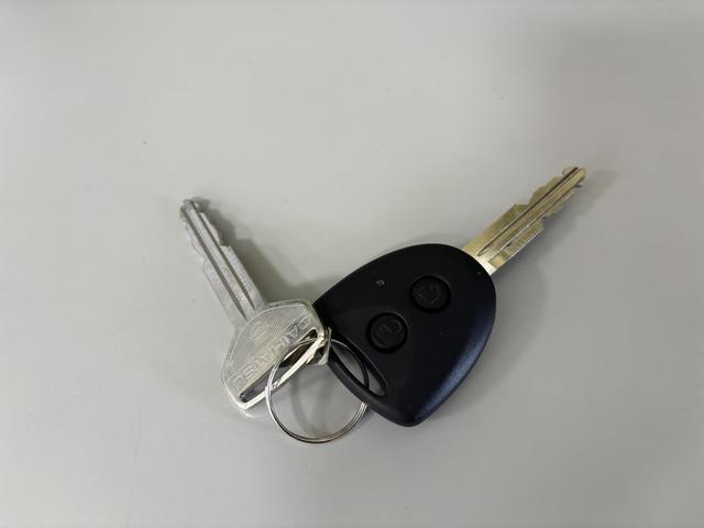 ミライースＬ　ＳＡIIIオーディオレス　マニュアルエアコン　パワーウィンドゥスイッチ　キーレスエントリー　パンク応急修理キット　スマートアシスト　インパネセンタートレイ　　オートライト機能　１３インチフルホイールキャップ（長野県）の中古車