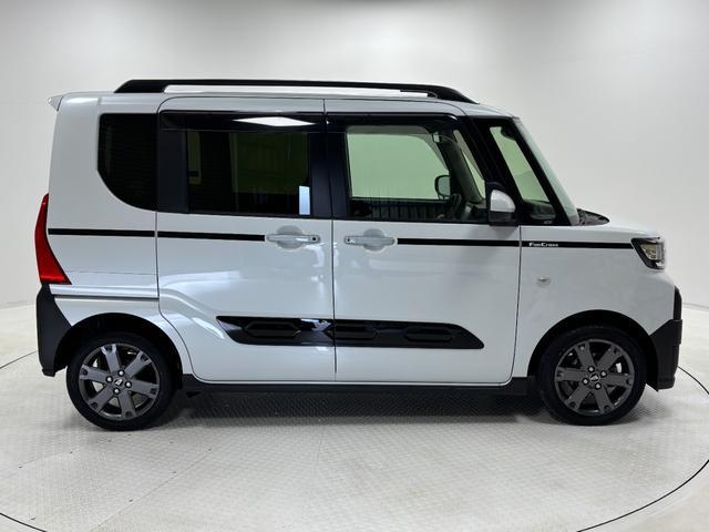 タントファンクロスターボターボ　追従機能　ドラレコ　ＥＴＣ　純正ナビ　パノラマモニター　Ｂｌｕｅｔｏｏｔｈ　フルセグ　両側電動スライドドア　ミラクルオープンドア　ＬＥＤ　オートライト　両側シートヒーター　キーフリー　スマアシ（長野県）の中古車