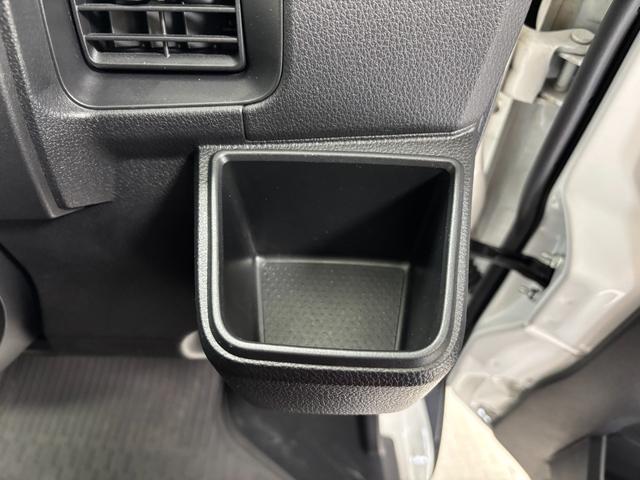 ハイゼットカーゴクルーズターボターボ CDチューナー マニュアルエアコン 電子制御式4WD フルフラット荷室 オーバーヘッドシェルフ ショッピングフック 電動格納ミラー オートライト機能 プッシュスタート キーフリー スマアシ(長野県)の中古車