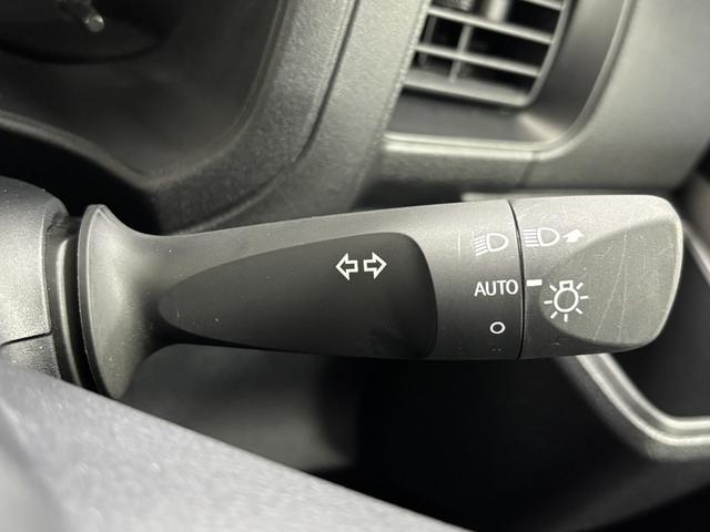 ハイゼットカーゴクルーズターボターボ CDチューナー マニュアルエアコン 電子制御式4WD フルフラット荷室 オーバーヘッドシェルフ ショッピングフック 電動格納ミラー オートライト機能 プッシュスタート キーフリー スマアシ(長野県)の中古車