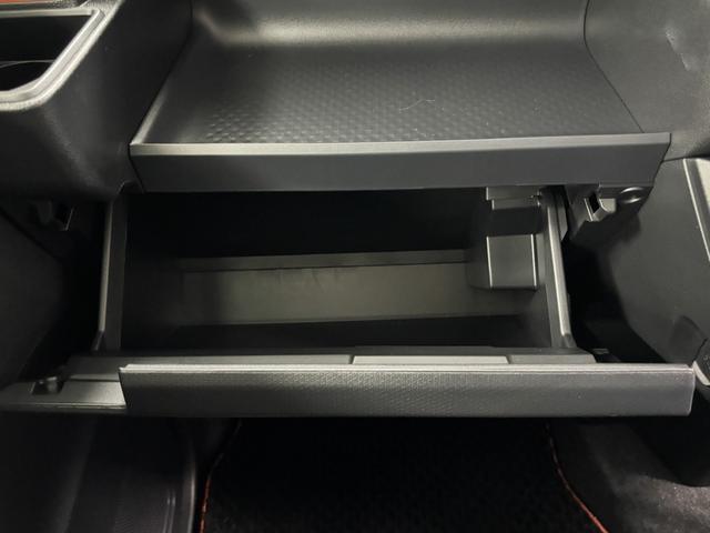 タントファンクロスターボ eco IDLE非装着車ターボ オーディオレス USBソケット 両側電動スライドドア ミラクルオープンドア 両側シートヒーター サンシェード 格納式テーブル LED フォグランプ オートライト キーフリー 衝突回避(長野県)の中古車