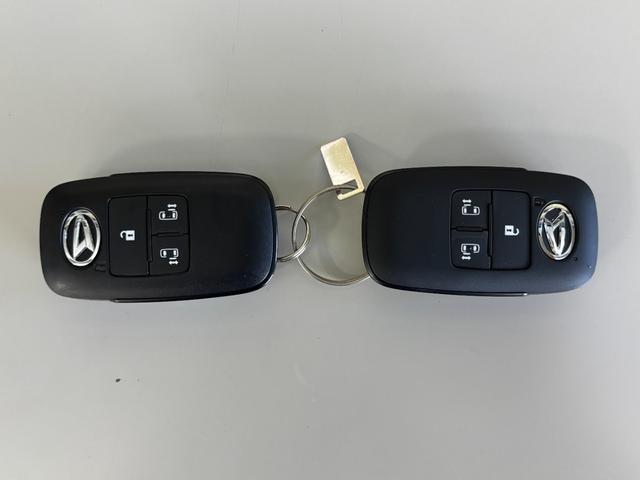 タントファンクロスターボ eco IDLE非装着車ターボ オーディオレス USBソケット 両側電動スライドドア ミラクルオープンドア 両側シートヒーター サンシェード 格納式テーブル LED フォグランプ オートライト キーフリー 衝突回避(長野県)の中古車