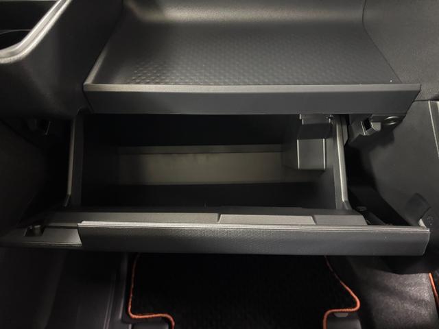 タントファンクロスターボ　ｅｃｏ　ＩＤＬＥ非装着車ターボ　オーディオレス　ＵＳＢソケット　両側電動スライドドア　ミラクルオープンドア　両側シートヒーター　電動格納ミラー　格納式テーブル　リアサンシェード　ＬＥＤ　オートライト　キーフリー　スマアシ（長野県）の中古車