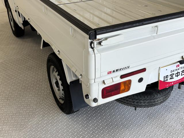 ハイゼットトラックスタンダードＡＭ・ＦＭラジオ　マニュアルエアコン　ＭＴ　４ＷＤ（長野県）の中古車