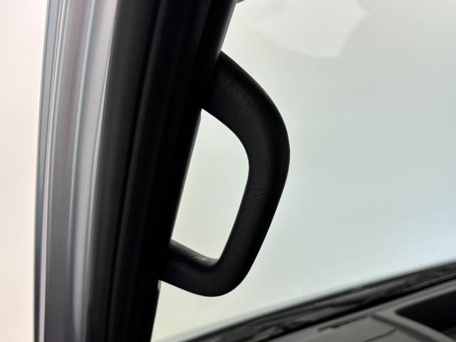ハイゼットカーゴＤＸＡＭ・ＦＭラジオ　オートライト　ＣＶＴ　　マニュアルエアコン（長野県）の中古車