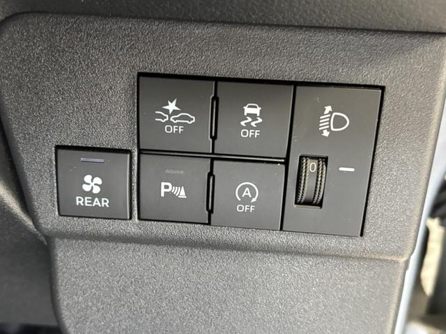 ハイゼットカーゴＤＸＡＭ・ＦＭラジオ　オートライト　ＣＶＴ　　マニュアルエアコン（長野県）の中古車
