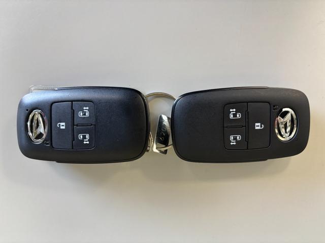 ムーヴキャンバスストライプスX4WD 防錆塗装済み 低走行 CDチューナー LEDヘッドランプ オートライト スマートアシスト スライドドア オートエアコン プッシュスタート キーフリー 電動格納ミラー(長野県)の中古車