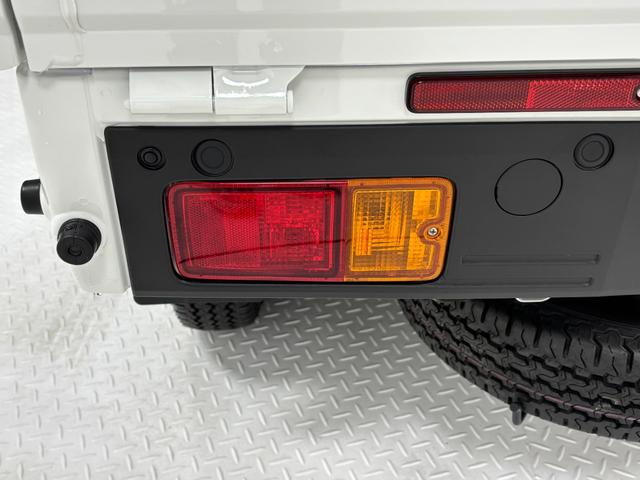 ハイゼットトラックスタンダード防錆塗装済み マニュアルエアコン パワステ AM/FMチューナー ゲートプロテクター ガードフレームプロテクター 荷台ゴムマット(5mm) アッパートレイ ショッピングフック スマートアシスト(長野県)の中古車