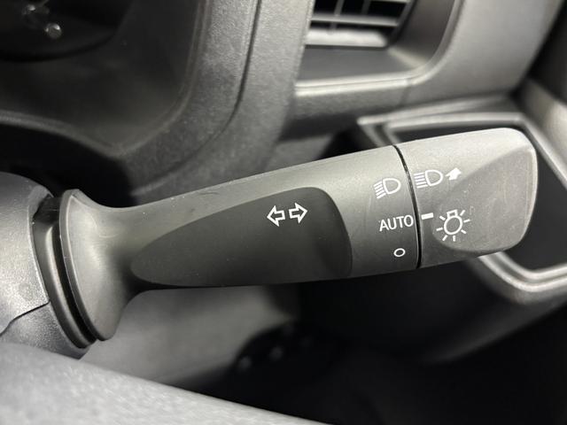 ハイゼットカーゴDXAM.FMチューナー マニュアルエアコン 電子制御式4WD フルフラット荷室 両側スライドドア ショッピングフック オーバーヘッドシェルフ オートライト機能 キーレスエントリー 衝突回避(長野県)の中古車