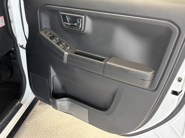 タフトＧ　ダーククロムベンチャーＣＤチューナー　シートヒーター　ＣＶＴ　　オートライト　オートエアコン　ＬＥＤヘッドランプ　ＬＥＤフォグランプ（長野県）の中古車