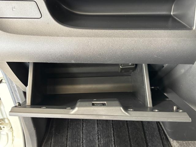 タントカスタムＲＳ　トップエディションＳＡIIIカーナビ　バックカメラ　ターボエンジン　　両側電動スライドドア　オートライト　オートエアコン　シートヒーター　ＬＥＤヘッドランプ　ＬＥＤフォグランプ　ＣＶＴ（長野県）の中古車