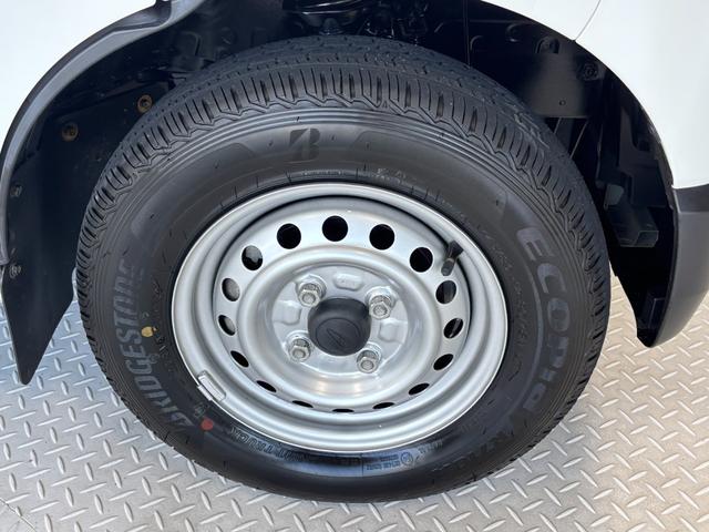 ハイゼットカーゴＤＸＡＭ・ＦＭラジオ　マニュアルエアコン　　オートライト　ＣＶＴ（長野県）の中古車