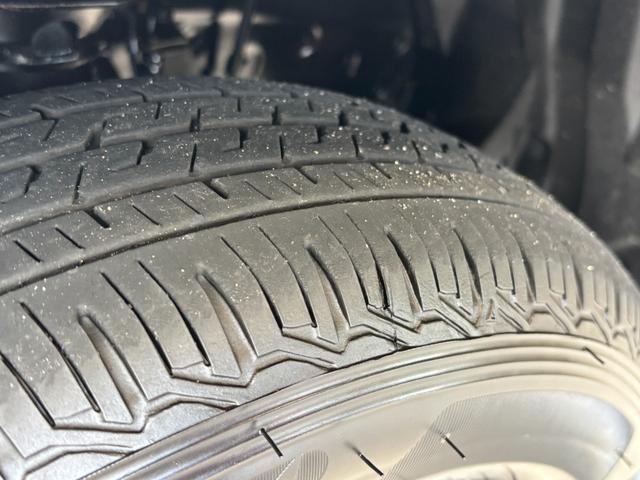 ハイゼットカーゴＤＸＡＭ・ＦＭラジオ　マニュアルエアコン　　オートライト　ＣＶＴ（長野県）の中古車