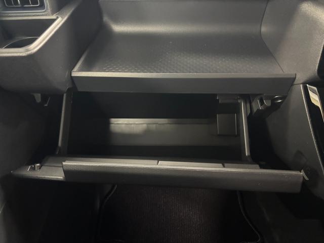 タントカスタムＲＳ　ｅｃｏ　ＩＤＬＥ　非装着車ターボ　オーディオレス　ＵＳＢソケット　両側電動スライドドア　ミラクルオープンドア　両側シートヒーター　ＬＥＤヘッドランプ　オートライト　格納式テーブル　電動格納ミラー　キーフリー　スマアシ（長野県）の中古車