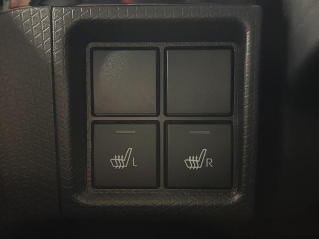 タントカスタムＲＳ　ｅｃｏ　ＩＤＬＥ　非装着車ターボ　オーディオレス　ＵＳＢソケット　両側電動スライドドア　ミラクルオープンドア　両側シートヒーター　ＬＥＤヘッドランプ　オートライト　格納式テーブル　電動格納ミラー　キーフリー　スマアシ（長野県）の中古車