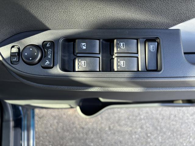 タントXCDチューナー USBソケット 片側電動スライドドア ミラクルオープンドア 両側シートヒーター 電動格納ミラー プッシュスタート 格納式テーブル キーフリー 14インチフルホイールキャップ スマアシ(長野県)の中古車