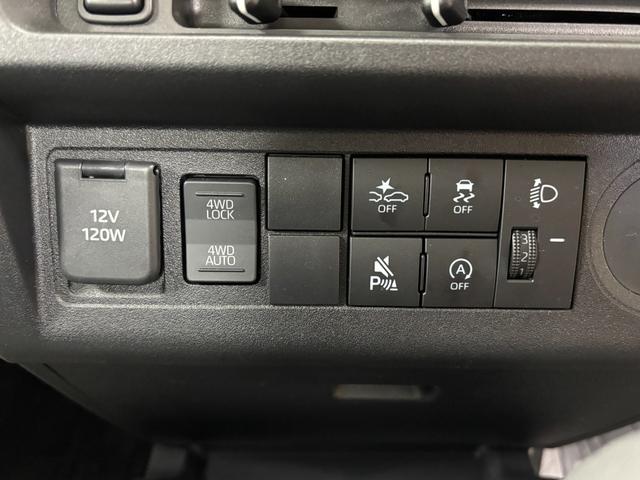ハイゼットトラックスタンダードＡＭ，ＦＭチューナー　マニュアルエアコン　電子制御式４ＷＤ　アクセサリーソケット　荷台ゴムマット　ゲートプロテクター　ガードフレームプロテクター　ハロゲンヘッドランプ　オートライト機能　スマアシ（長野県）の中古車