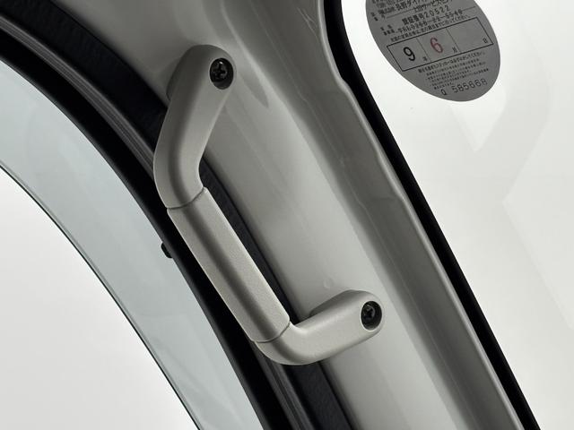 ハイゼットトラックスタンダードＡＭ，ＦＭチューナー　マニュアルエアコン　電子制御式４ＷＤ　アクセサリーソケット　荷台ゴムマット　ゲートプロテクター　ガードフレームプロテクター　ハロゲンヘッドランプ　オートライト機能　スマアシ（長野県）の中古車