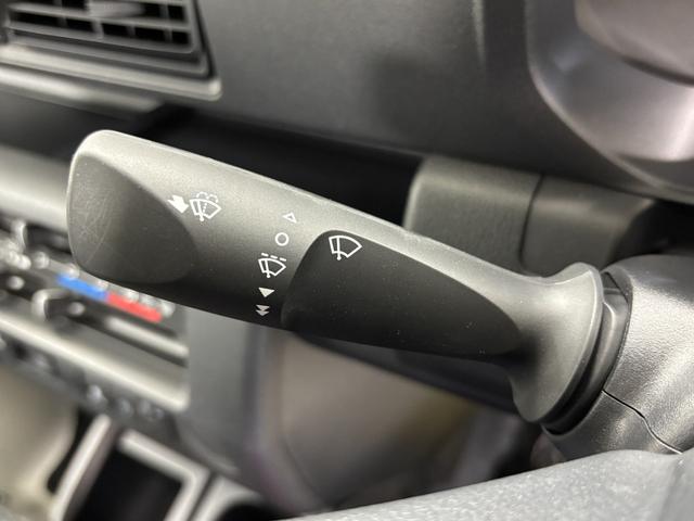 ハイゼットトラックスタンダードＡＭ，ＦＭチューナー　マニュアルエアコン　電子制御式４ＷＤ　アクセサリーソケット　荷台ゴムマット　ゲートプロテクター　ガードフレームプロテクター　ハロゲンヘッドランプ　オートライト機能　スマアシ（長野県）の中古車