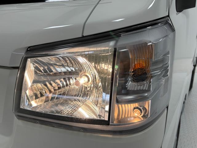 ハイゼットトラックスタンダードＡＭ，ＦＭチューナー　マニュアルエアコン　電子制御式４ＷＤ　アクセサリーソケット　荷台ゴムマット　ゲートプロテクター　ガードフレームプロテクター　ハロゲンヘッドランプ　オートライト機能　スマアシ（長野県）の中古車