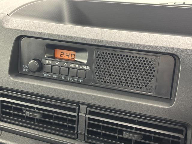 ハイゼットトラックスタンダード　農用スペシャル５ＭＴ　ＡＭ，ＦＭチューナー　マニュアルエアコン　パートタイム４ＷＤ　スーパーデフロック　アクセサリーソケット　荷台ゴムマット　ゲートプロテクター　ガードフレームプロテクター　ＬＥＤ大型荷台作業（長野県）の中古車