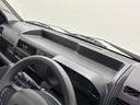 ＡＭ，ＦＭチューナー　マニュアルエアコン　電子制御式４ＷＤ　アクセサリーソケット　荷台ゴムマット　ゲートプロテクター　ガードフレームプロテクター　ハロゲンヘッドランプ　オートライト機能　スマアシ（長野県）の中古車