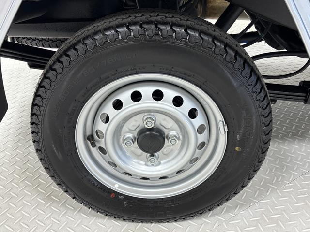 ハイゼットトラックスタンダード　農用スペシャル　４ＷＤ５速Ｍ／Ｔ　デフロック　４枚リーフスプリング　大型荷台作業灯　Ｈｉ‐Ｌｏ切替　エアコン　ＡＭ／ＦＭラジオ（長野県）の中古車