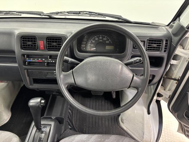 キャリイトラックＫＣエアコン・パワステＡＭ・ＦＭラジオ　マニュアルエアコン　　　ＡＴ（長野県）の中古車